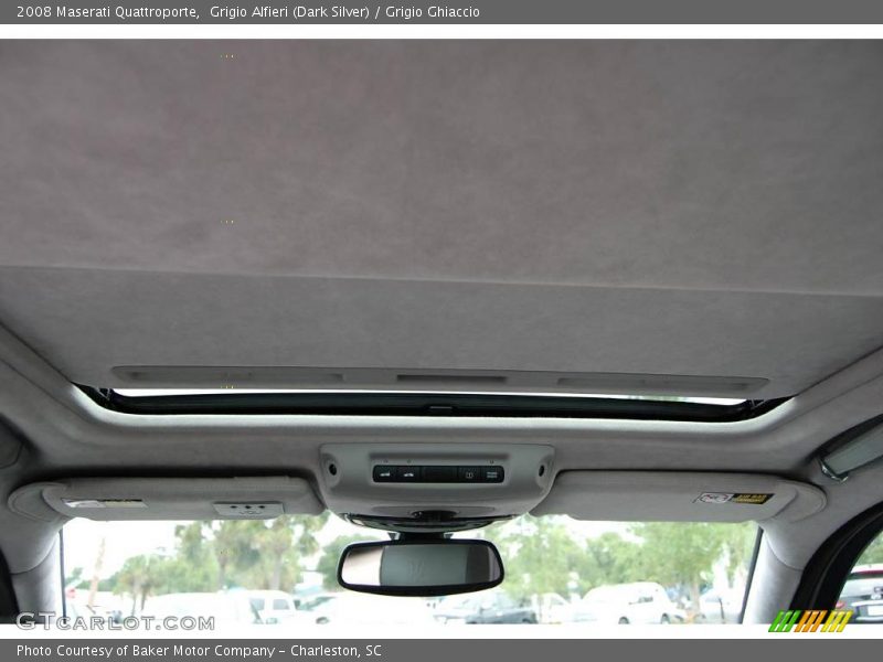 Grigio Alfieri (Dark Silver) / Grigio Ghiaccio 2008 Maserati Quattroporte