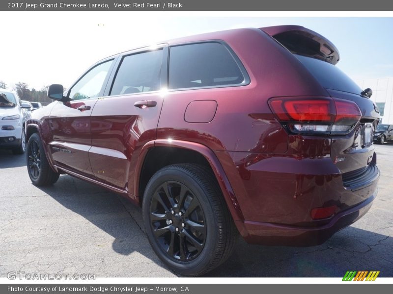 Velvet Red Pearl / Black 2017 Jeep Grand Cherokee Laredo