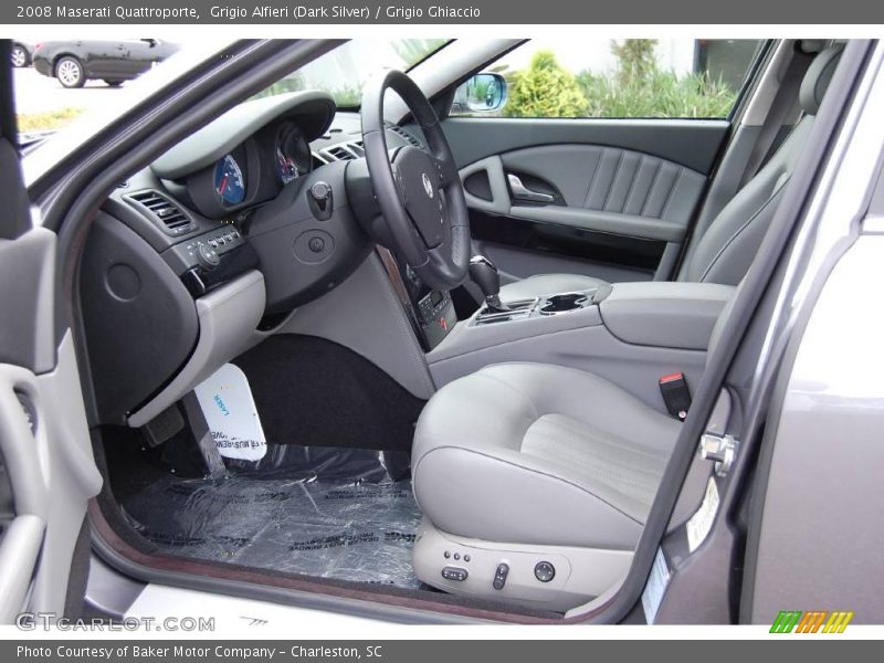Grigio Alfieri (Dark Silver) / Grigio Ghiaccio 2008 Maserati Quattroporte