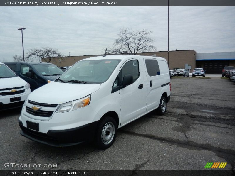 Designer White / Medium Pewter 2017 Chevrolet City Express LT