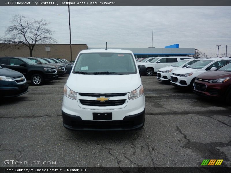 Designer White / Medium Pewter 2017 Chevrolet City Express LT