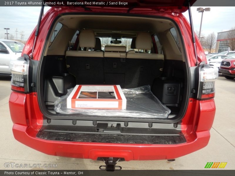 Barcelona Red Metallic / Sand Beige 2017 Toyota 4Runner Limited 4x4