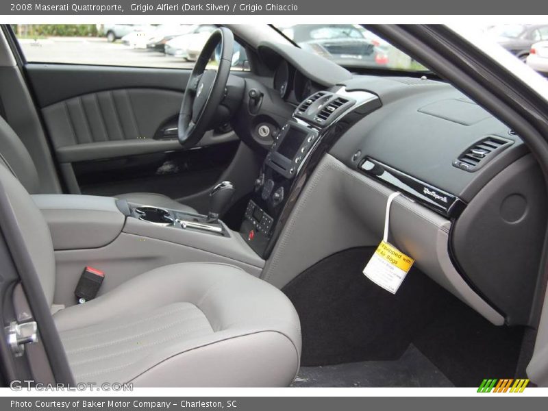 Grigio Alfieri (Dark Silver) / Grigio Ghiaccio 2008 Maserati Quattroporte
