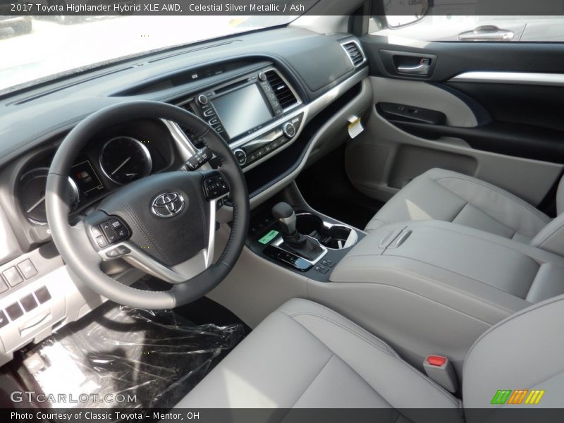 Celestial Silver Metallic / Ash 2017 Toyota Highlander Hybrid XLE AWD