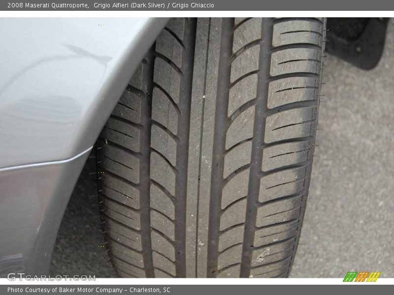 Grigio Alfieri (Dark Silver) / Grigio Ghiaccio 2008 Maserati Quattroporte
