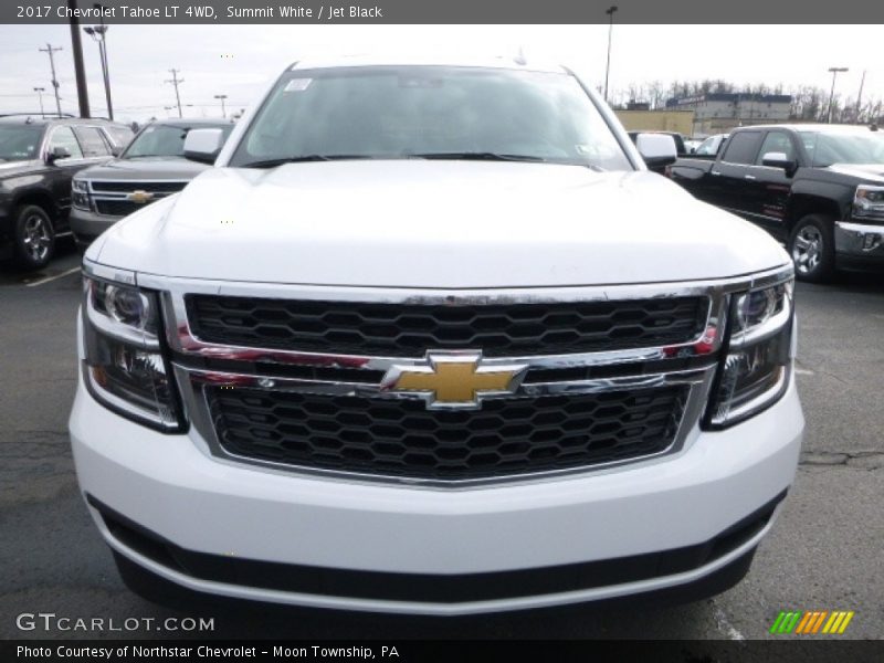 Summit White / Jet Black 2017 Chevrolet Tahoe LT 4WD