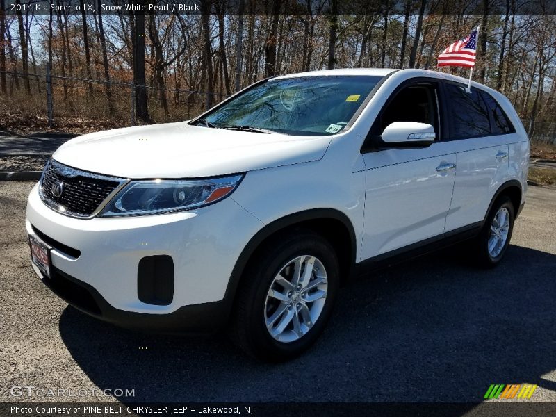 Snow White Pearl / Black 2014 Kia Sorento LX
