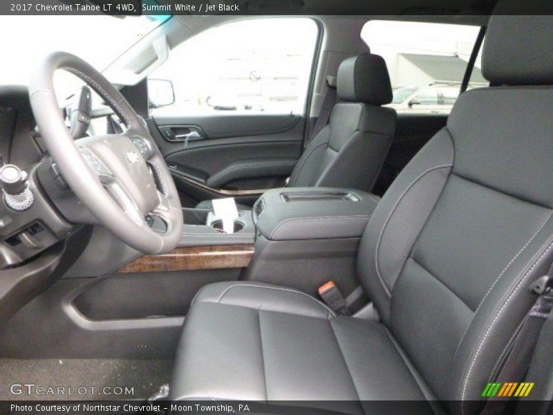 Summit White / Jet Black 2017 Chevrolet Tahoe LT 4WD