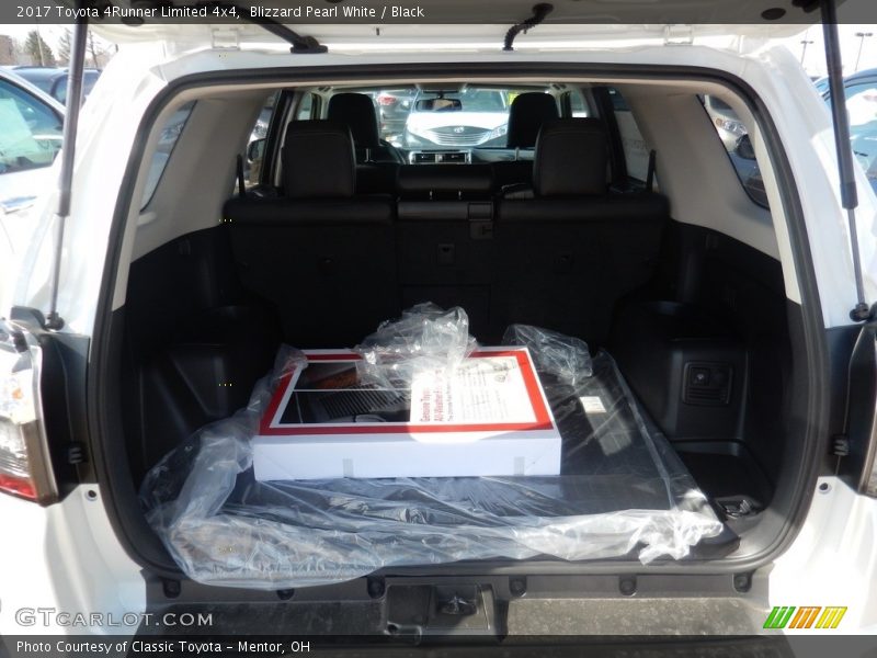 Blizzard Pearl White / Black 2017 Toyota 4Runner Limited 4x4