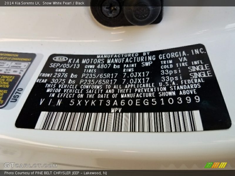 Snow White Pearl / Black 2014 Kia Sorento LX