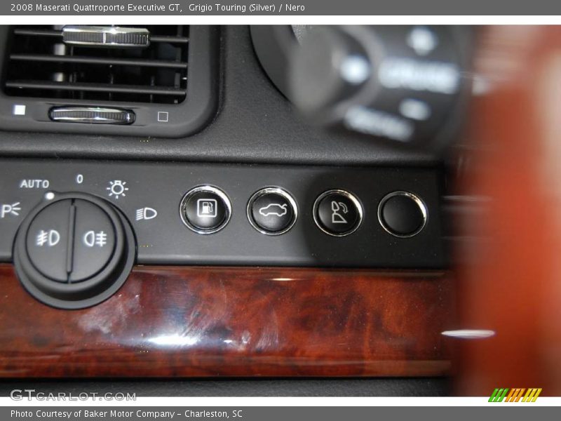 Grigio Touring (Silver) / Nero 2008 Maserati Quattroporte Executive GT