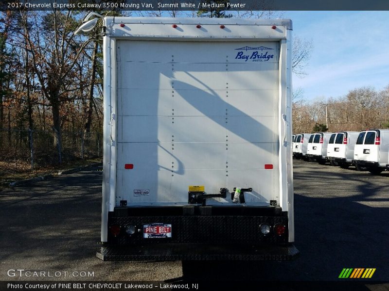 Summit White / Medium Pewter 2017 Chevrolet Express Cutaway 3500 Moving Van