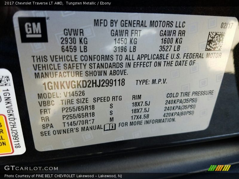 Tungsten Metallic / Ebony 2017 Chevrolet Traverse LT AWD