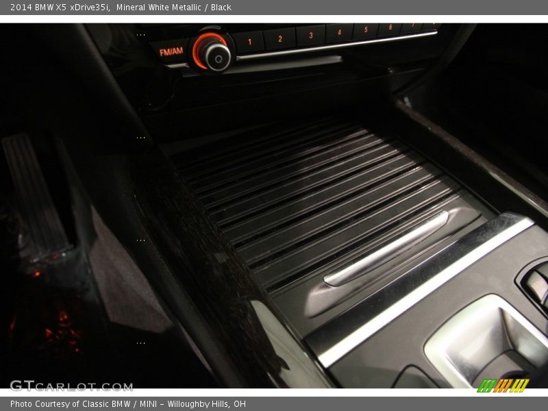 Mineral White Metallic / Black 2014 BMW X5 xDrive35i