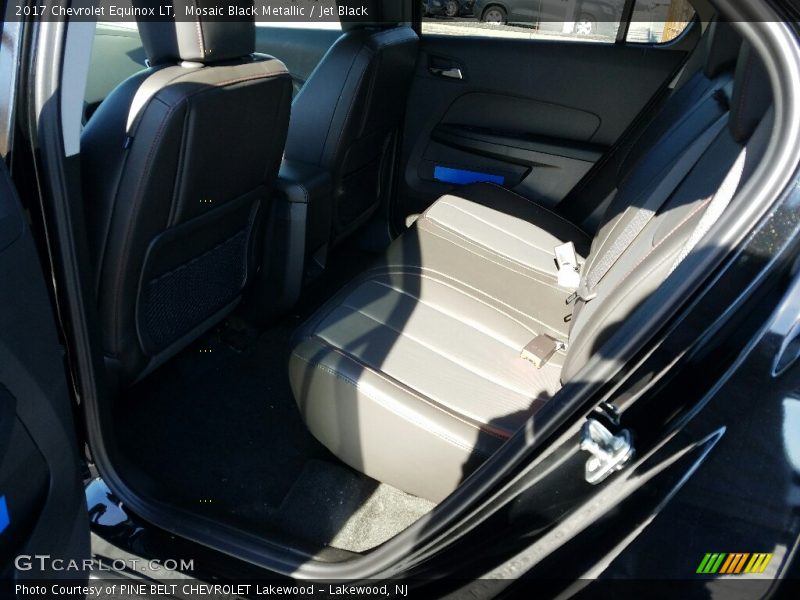 Mosaic Black Metallic / Jet Black 2017 Chevrolet Equinox LT