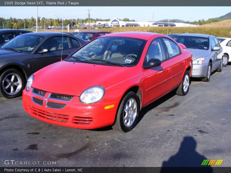 Flame Red / Taupe 2005 Dodge Neon SXT