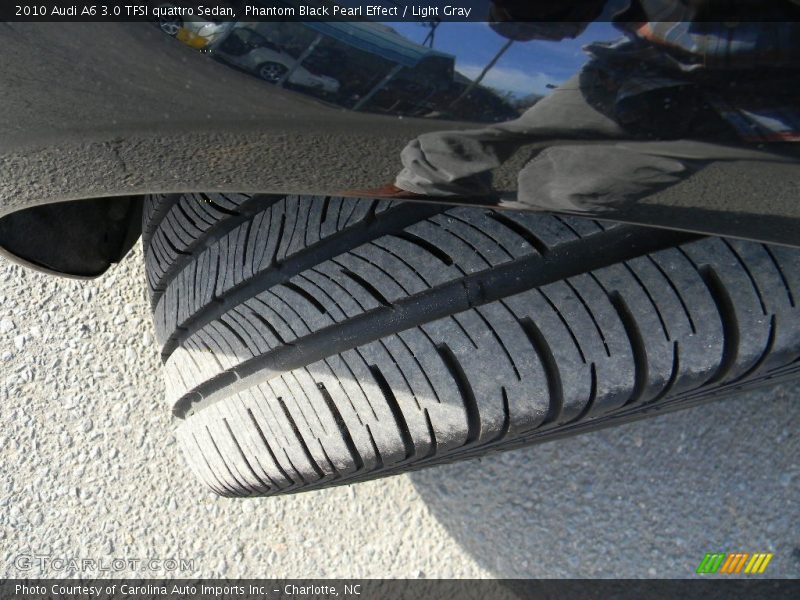 Phantom Black Pearl Effect / Light Gray 2010 Audi A6 3.0 TFSI quattro Sedan