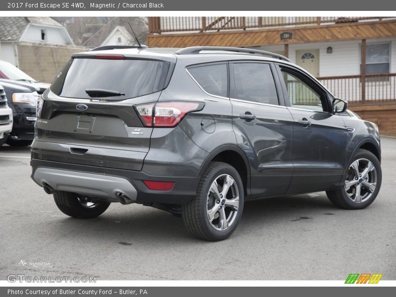 Magnetic / Charcoal Black 2017 Ford Escape SE 4WD