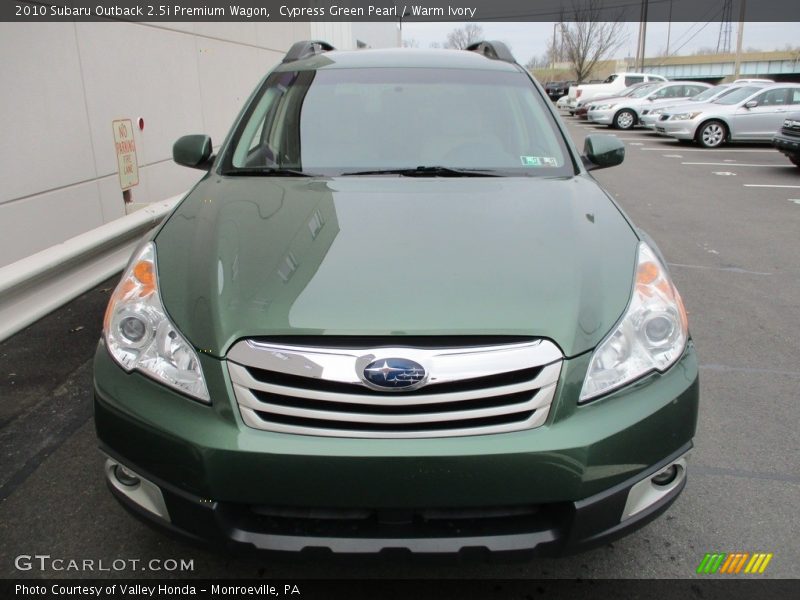 Cypress Green Pearl / Warm Ivory 2010 Subaru Outback 2.5i Premium Wagon