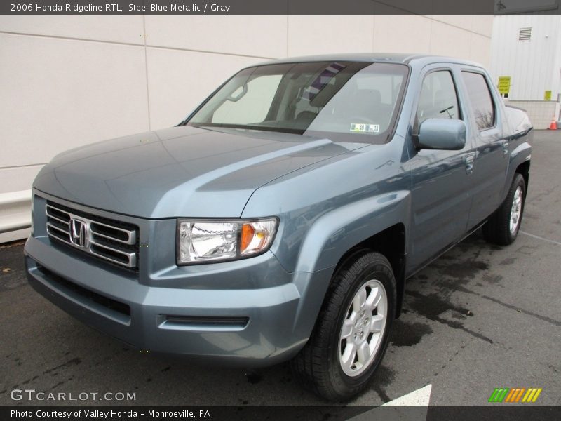 Front 3/4 View of 2006 Ridgeline RTL