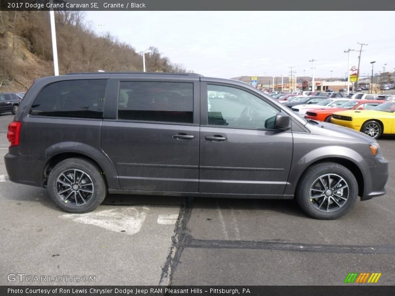 Granite / Black 2017 Dodge Grand Caravan SE