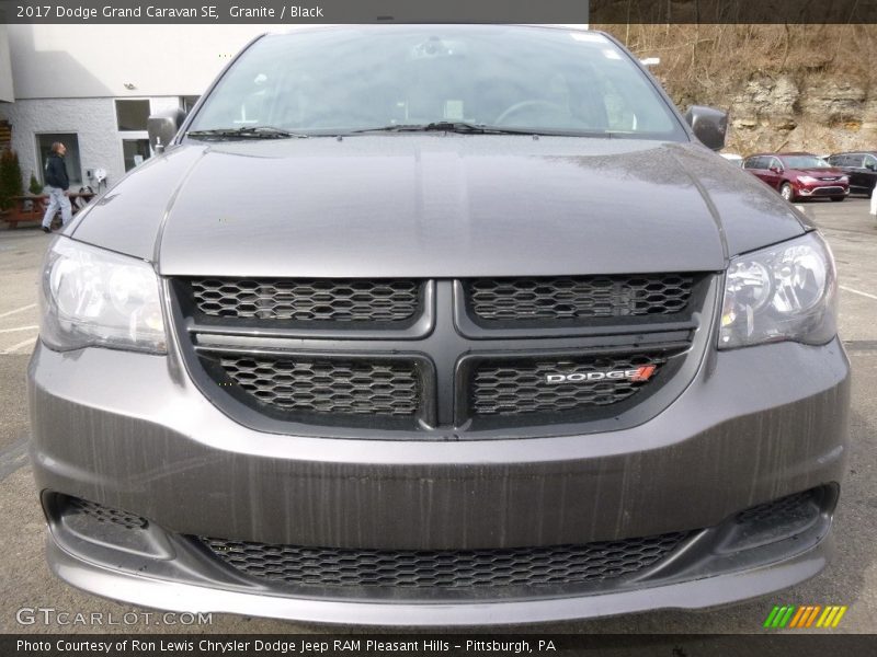 Granite / Black 2017 Dodge Grand Caravan SE