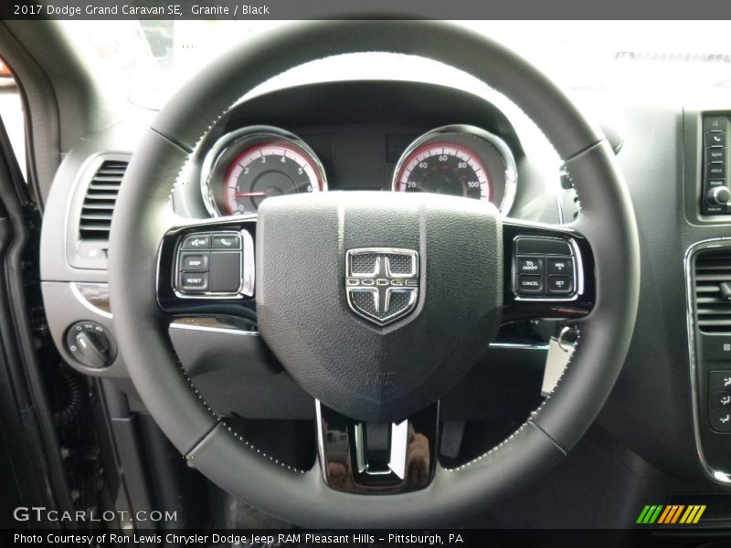 Granite / Black 2017 Dodge Grand Caravan SE