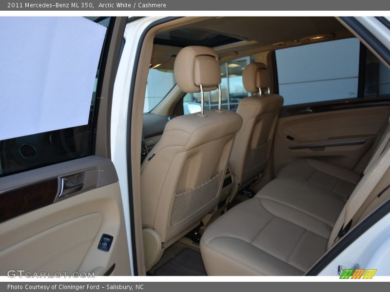 Arctic White / Cashmere 2011 Mercedes-Benz ML 350