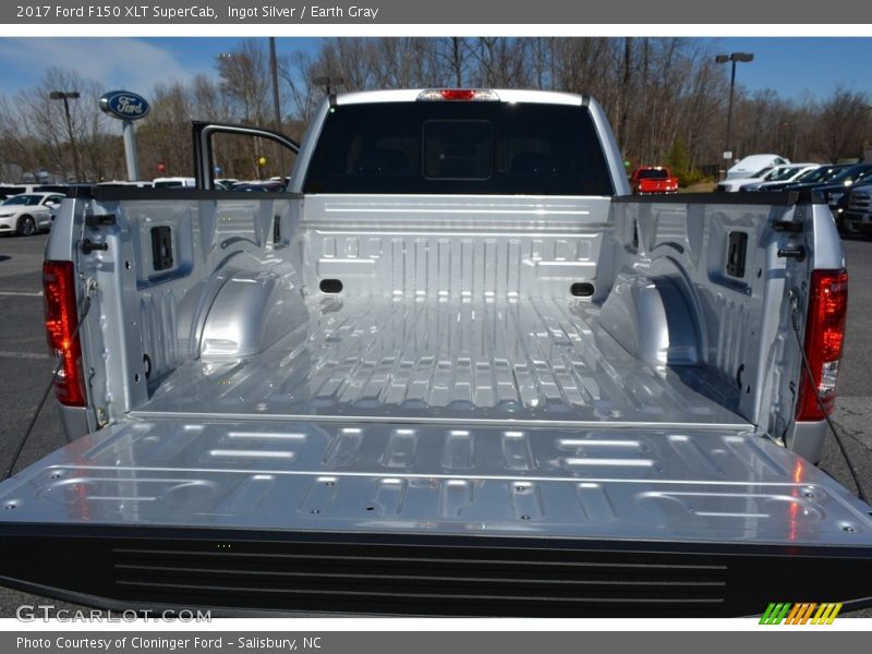 Ingot Silver / Earth Gray 2017 Ford F150 XLT SuperCab