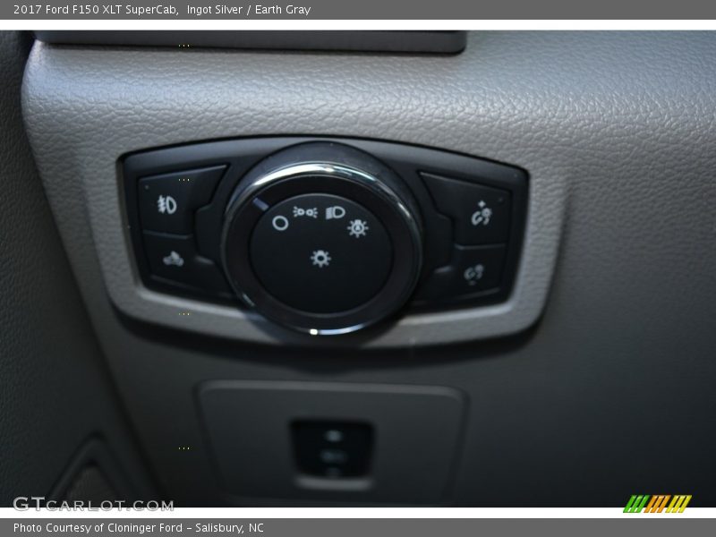 Ingot Silver / Earth Gray 2017 Ford F150 XLT SuperCab