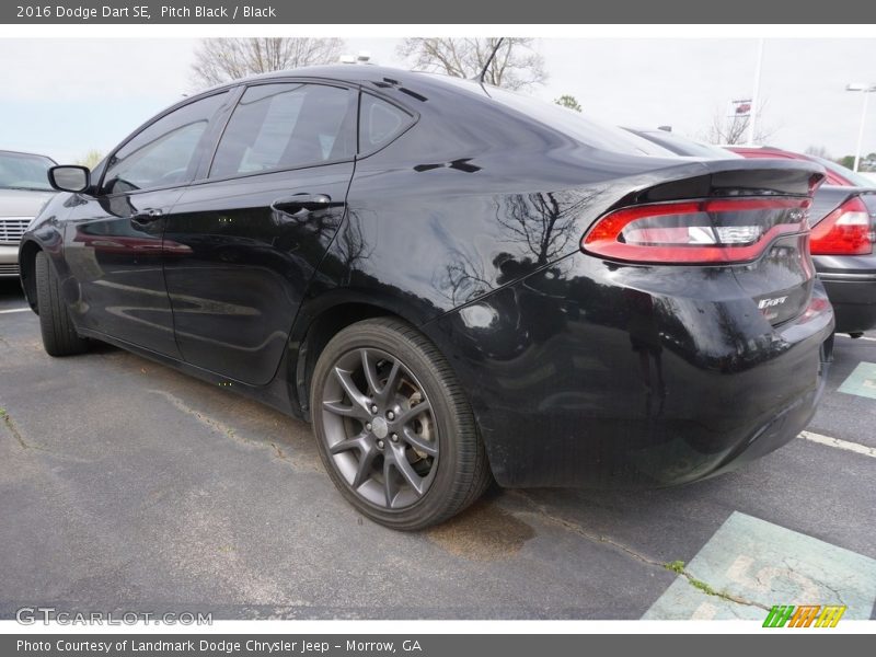 Pitch Black / Black 2016 Dodge Dart SE