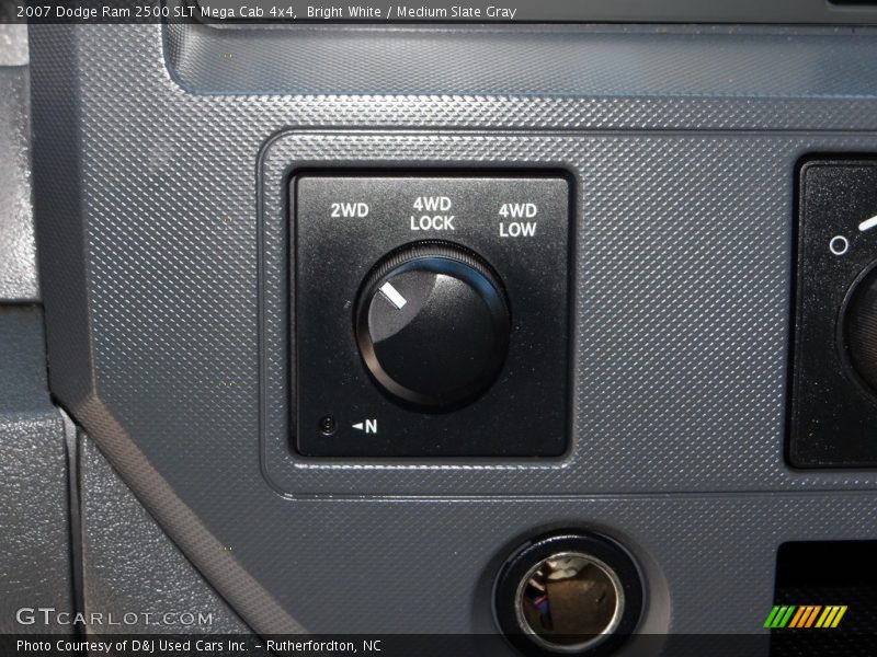 Bright White / Medium Slate Gray 2007 Dodge Ram 2500 SLT Mega Cab 4x4