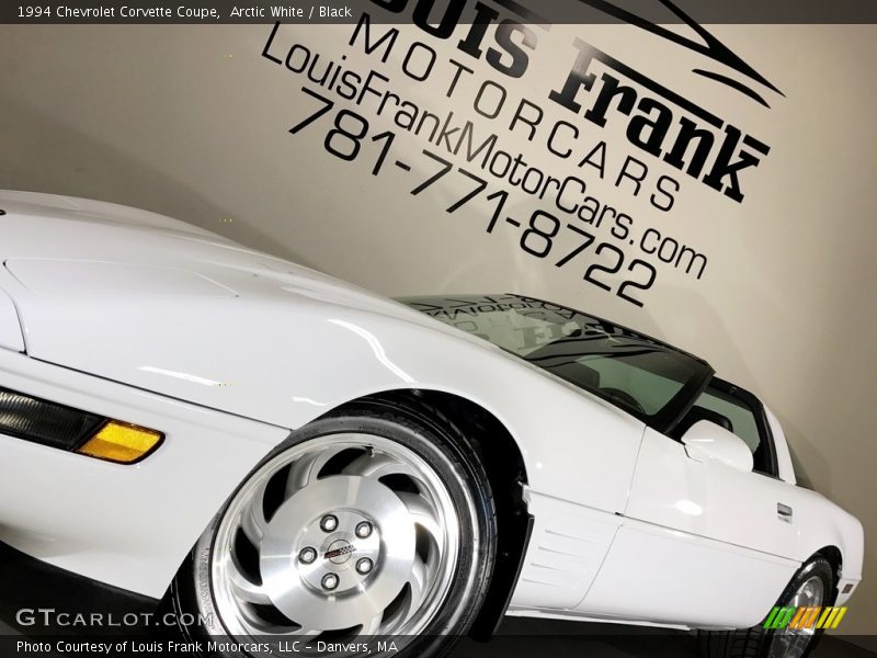 Arctic White / Black 1994 Chevrolet Corvette Coupe