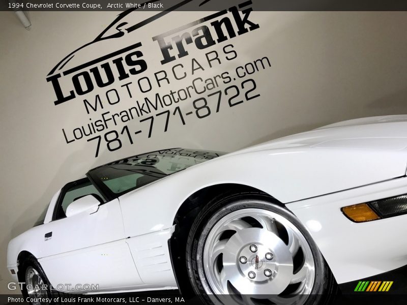 Arctic White / Black 1994 Chevrolet Corvette Coupe