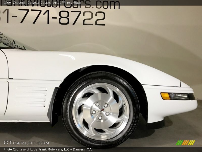 Arctic White / Black 1994 Chevrolet Corvette Coupe