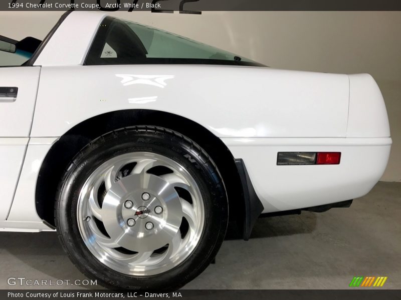 Arctic White / Black 1994 Chevrolet Corvette Coupe