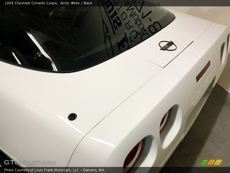 Arctic White / Black 1994 Chevrolet Corvette Coupe