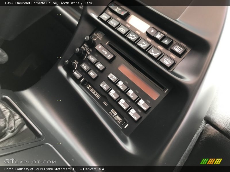 Controls of 1994 Corvette Coupe