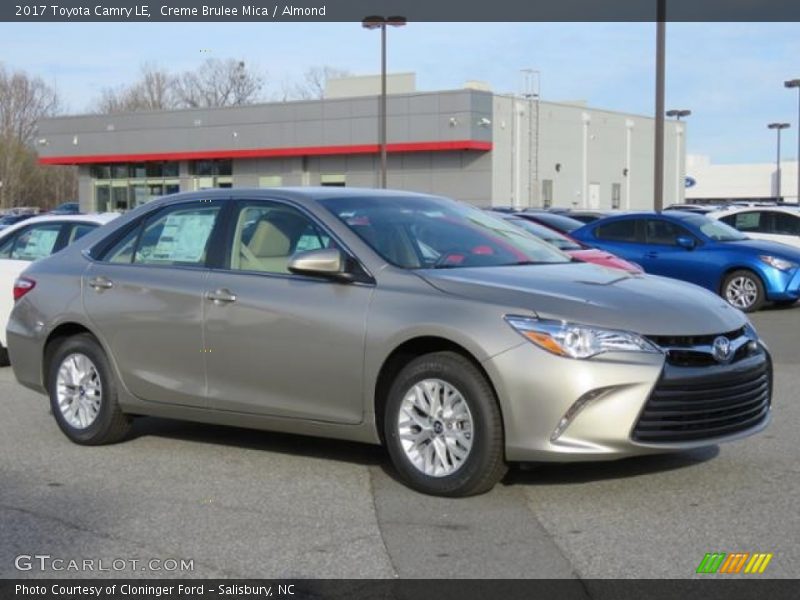 Creme Brulee Mica / Almond 2017 Toyota Camry LE