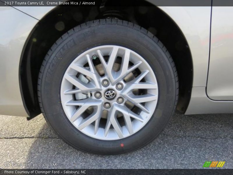 Creme Brulee Mica / Almond 2017 Toyota Camry LE