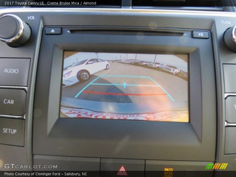 Creme Brulee Mica / Almond 2017 Toyota Camry LE