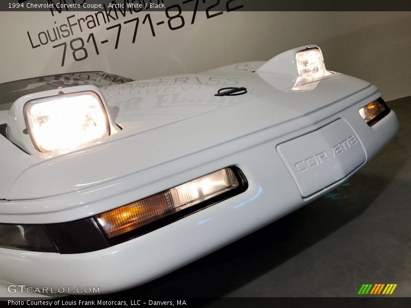 Arctic White / Black 1994 Chevrolet Corvette Coupe