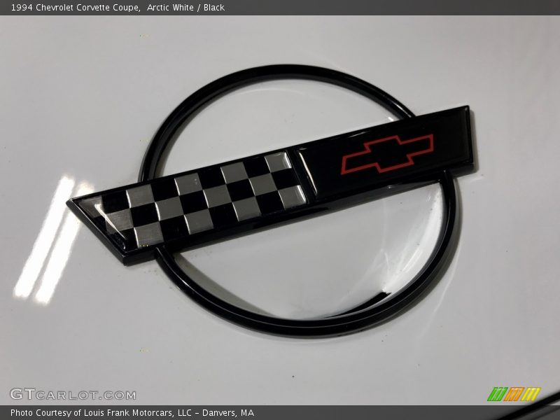 Arctic White / Black 1994 Chevrolet Corvette Coupe