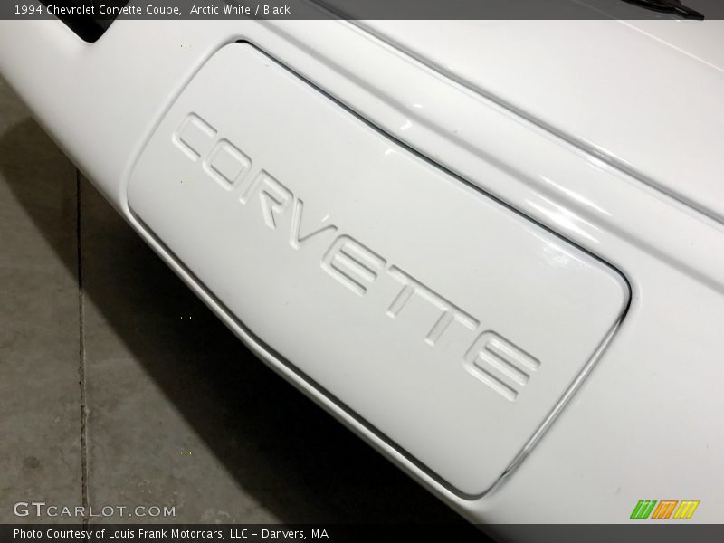 Arctic White / Black 1994 Chevrolet Corvette Coupe