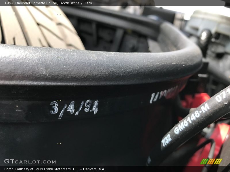 Arctic White / Black 1994 Chevrolet Corvette Coupe