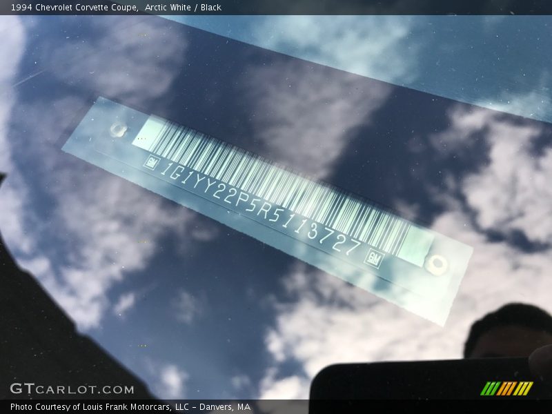 Arctic White / Black 1994 Chevrolet Corvette Coupe