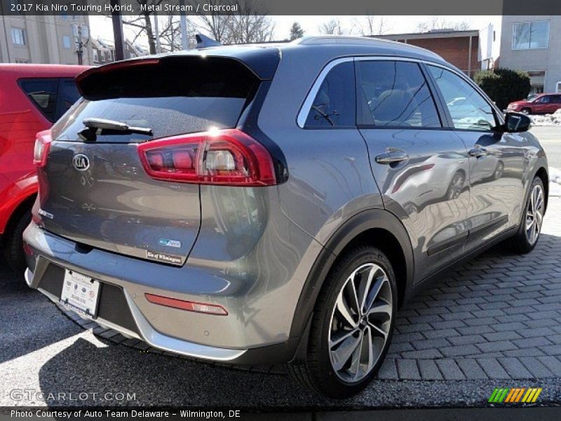 Metal Stream / Charcoal 2017 Kia Niro Touring Hybrid