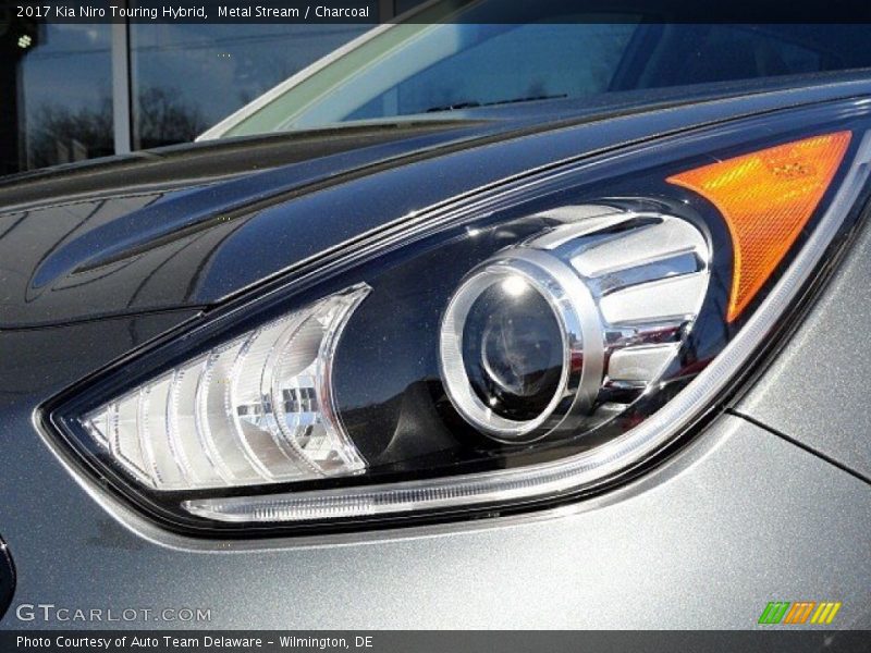 Metal Stream / Charcoal 2017 Kia Niro Touring Hybrid