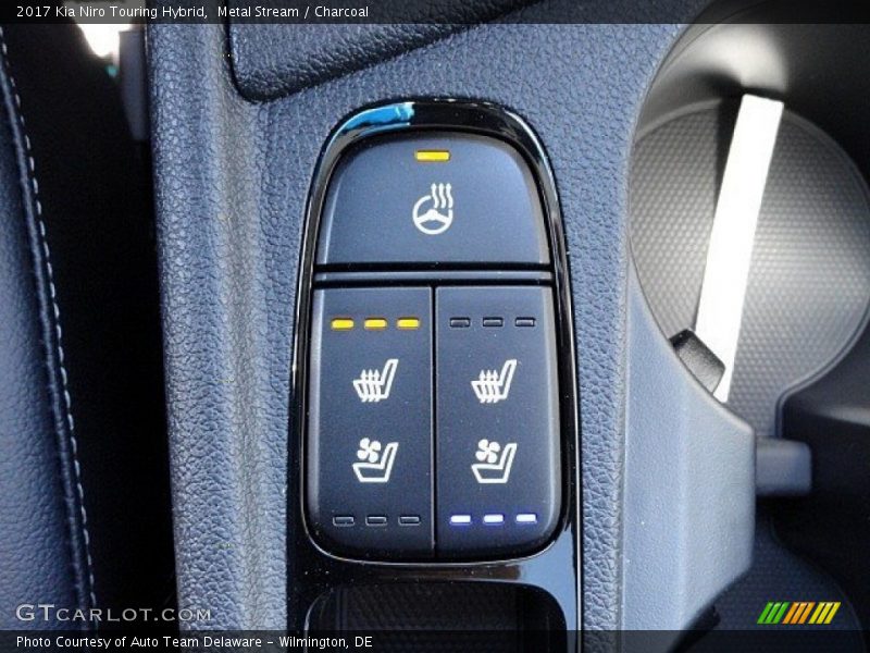 Metal Stream / Charcoal 2017 Kia Niro Touring Hybrid