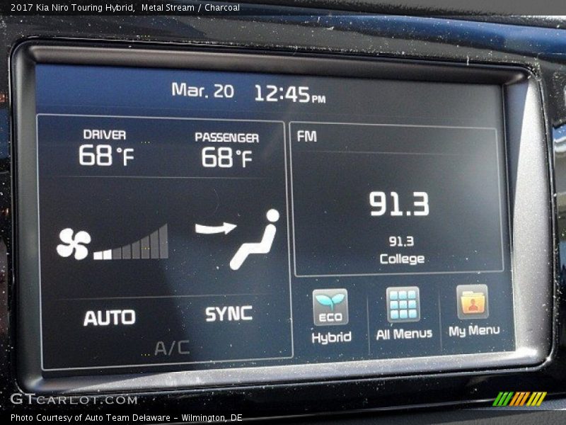 Metal Stream / Charcoal 2017 Kia Niro Touring Hybrid